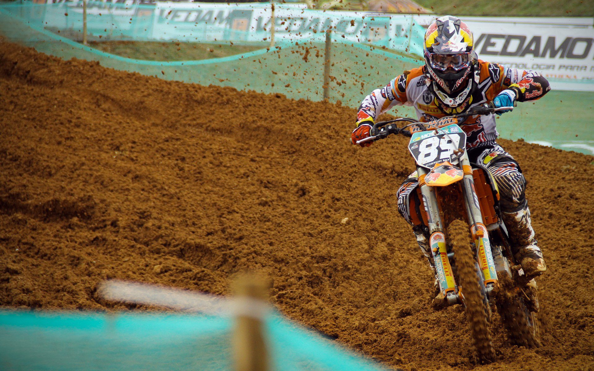 F1日本大奖赛维斯塔潘轻松夺冠，积分榜继续领跑，f1赛程表2021日本站